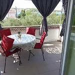 Barbat 1 Apartamento *
