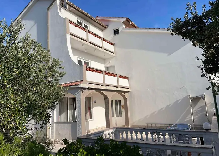 Apartament Barbat 1 *
